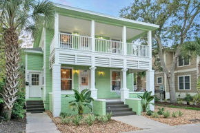 Heart of Downtown St. Aug, Roomy Duplex, Walk Everywhere!